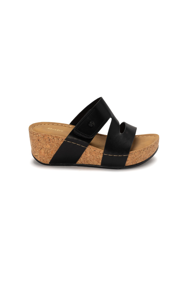 صنادل إسفينية كاجوال - 1