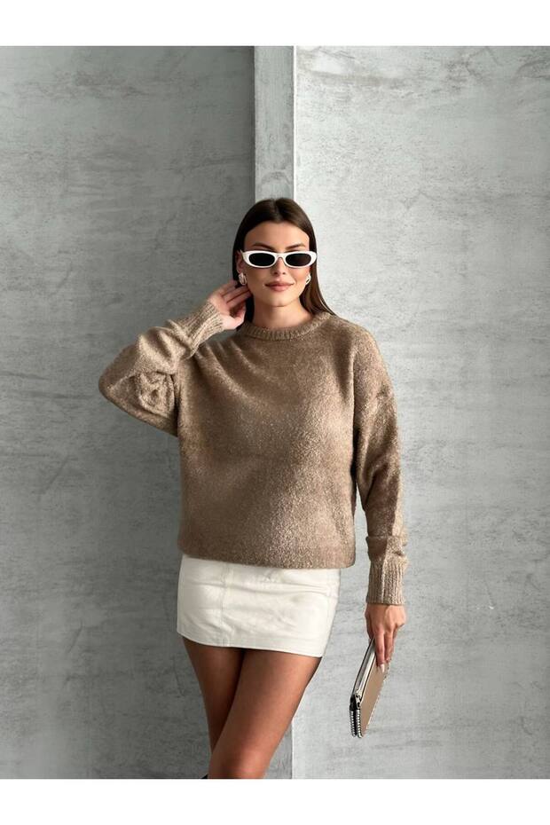 Damen-Strickpullover mit Rundhalsausschnitt - 1