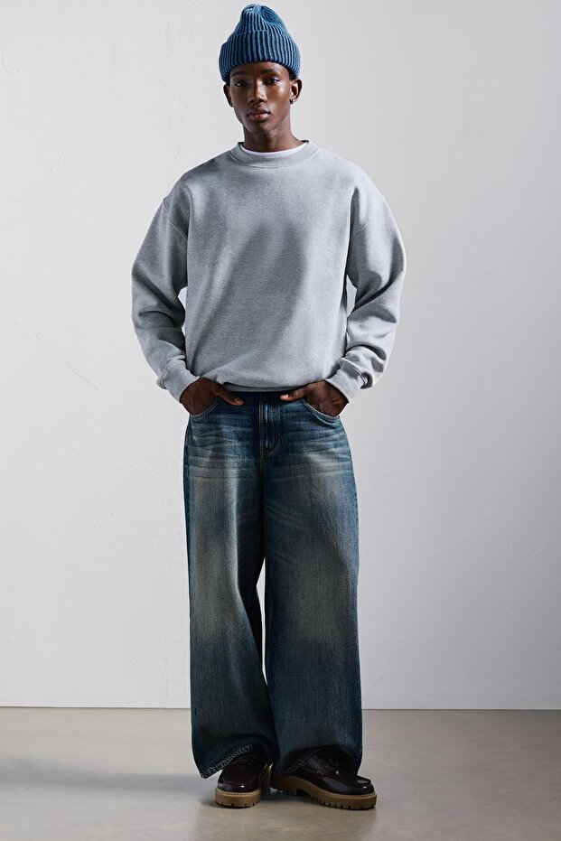 Geniş, düz kesim jean - 1