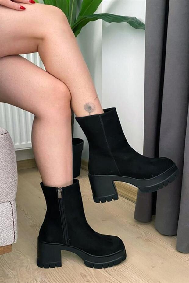 Women's Pita Black Suede (8 cm) Platphom Heeled Zippered Boots
