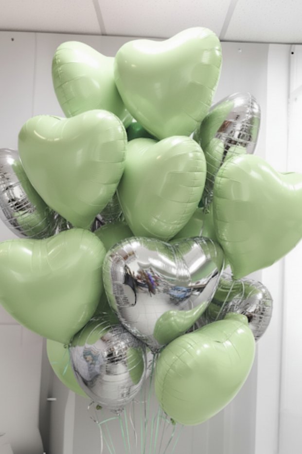 Green and Silver Heart Foil Balloon Helium 10 Pieces Heart Lover Surprise Ornament Birthday Marriage Proposal