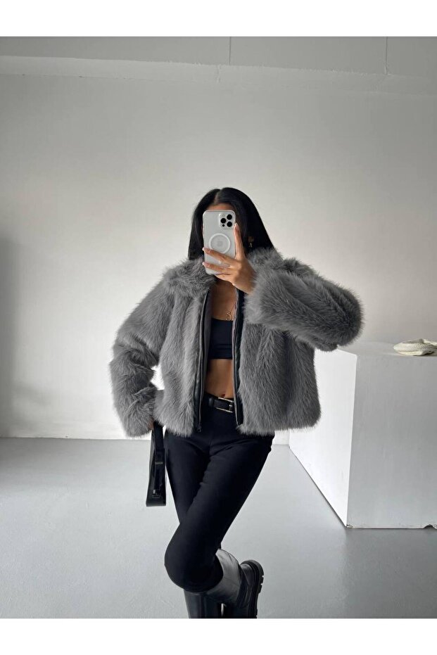 Women's Front Zippered Premium Imported Fur