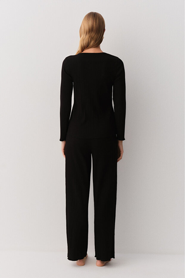 طقم بيجاما مرن - 4