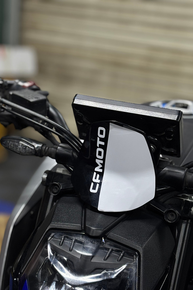 White Color Front Visor Detail Sticker (1 Piece) for Cfmoto Nk250