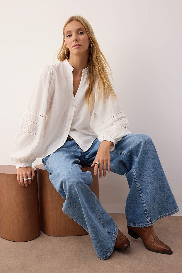 Beyaz Kolları Dantel Şerit Detaylı Boho Gömlek TWOAW26GO00068 - 1