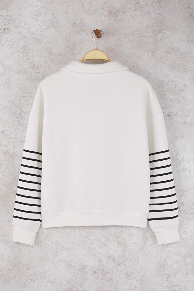 Ekru Çizgili Oversize/Geniş Kalıp Fermuarlı Kalın İçi Polarlı Örme Sweatshirt TWOAW26SW00044 - 7