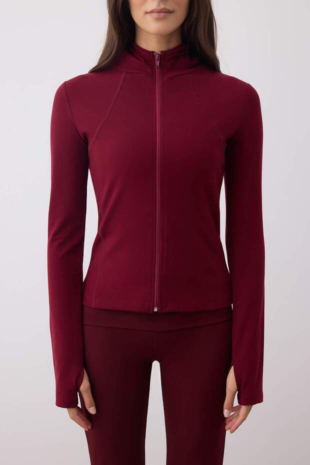 Bordo Soft Fırçalı Kumaş Kapüşonlu ve Reflektör Baskılı Örme Spor Ceket THMAW26SK00000 - 3