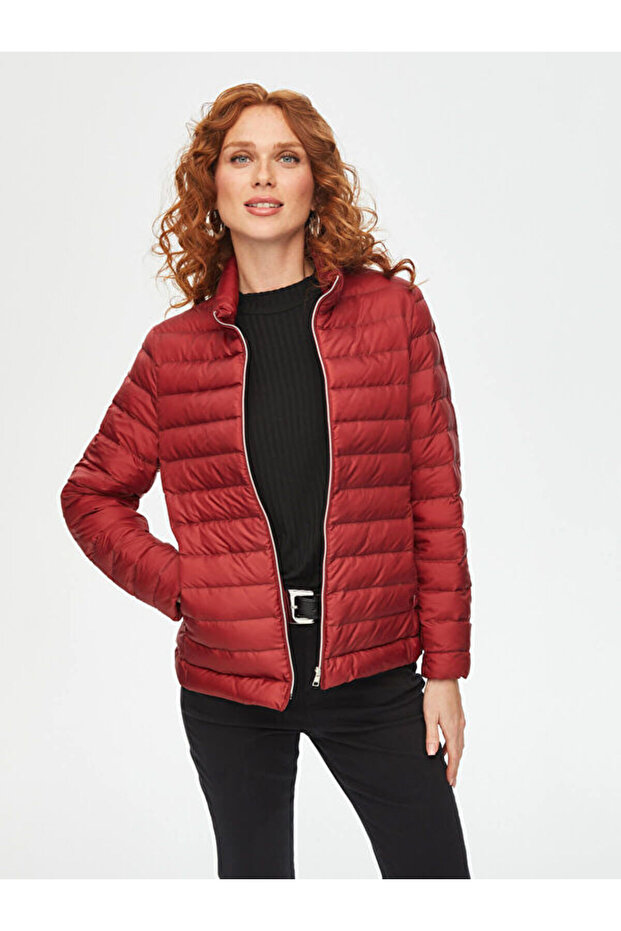 Kapitone Mont 69007 - 2