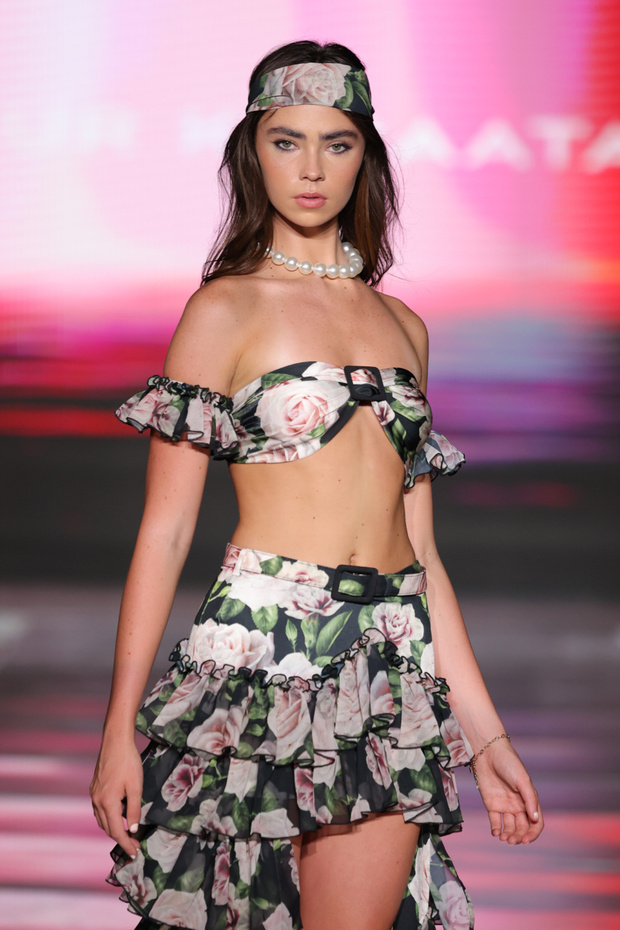 Bloom Marigold Set - 4