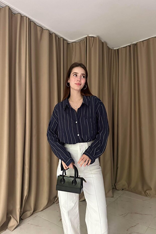 Çizgi Detay Oversize Gömlek - 3