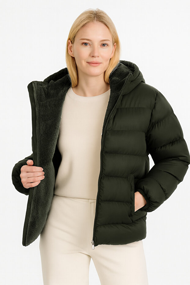 Khaki Thick Waterproof Hooded down Jacket with Fur Inside