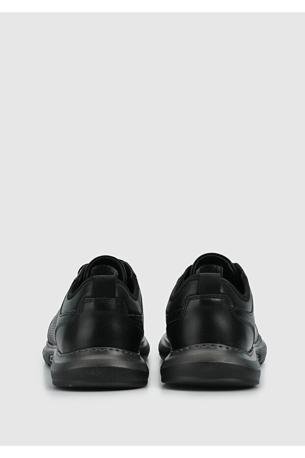 حذاء رياضي جلد أسود للرجال - 4