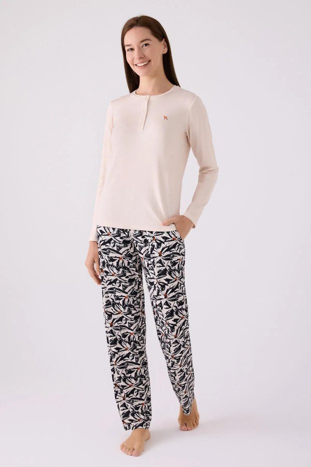 Women's Patterned Comfortable Fit Button-Down Collar Long Sleeve Pajama Set