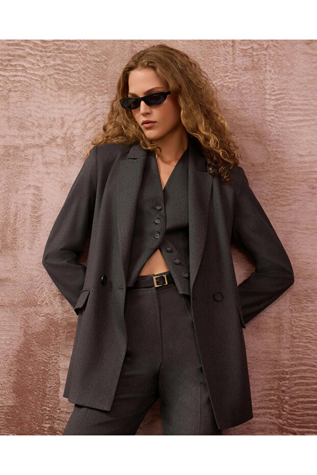 Asymmetric Cut Buttoned Vest - 1