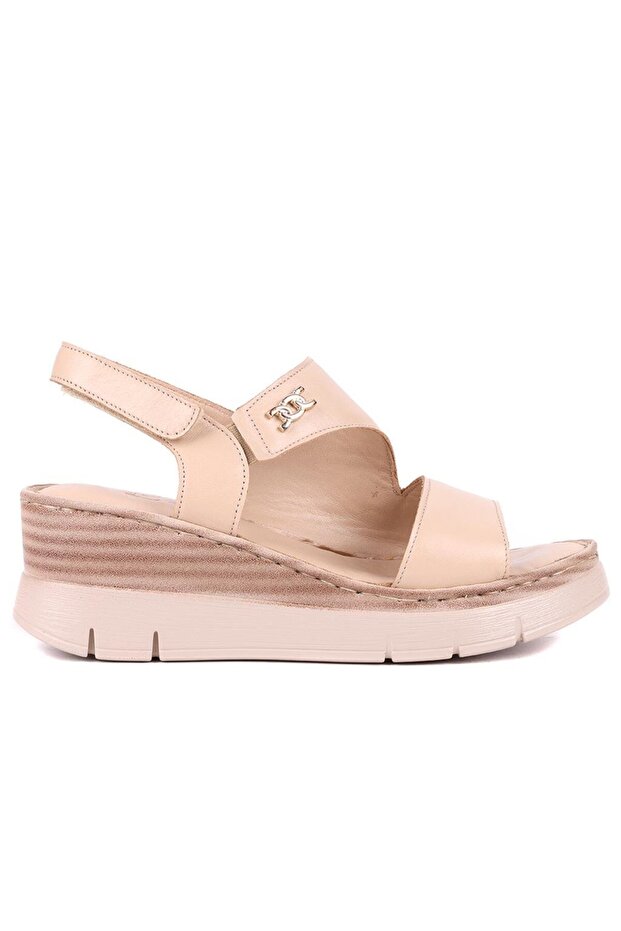 - Beige Color Genuine Leather Laceless Women's Sandals 261-25by141127
