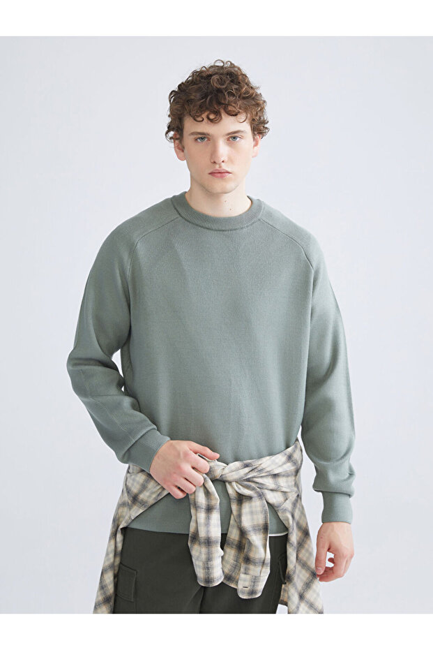 Zero Roba Collar Men's Knitwear Sweater for Style Enthusiasts from Uzg Store