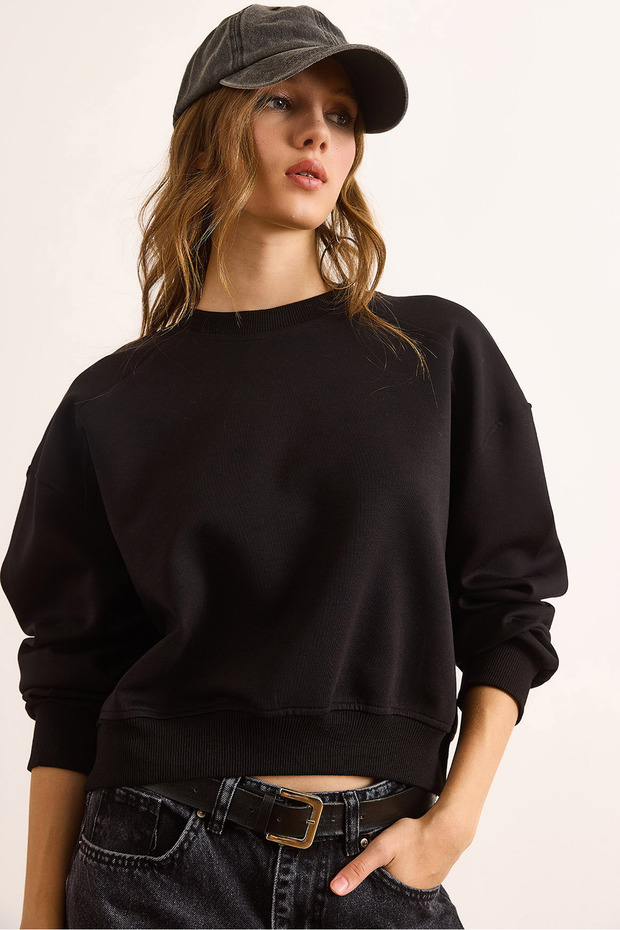 Women's Black Double Interlock Sleeve Detailed Thick Sweatshirt Swt-19000735