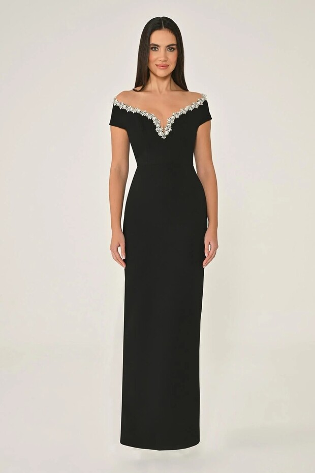 Off Shoulder Crepe Long Dress with Accessories