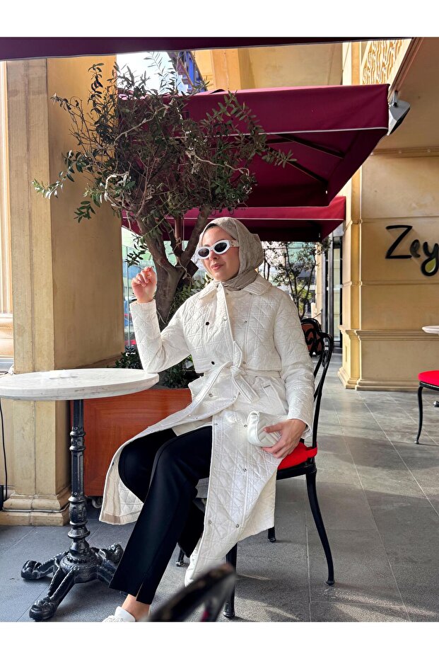 قبعة طويلة مبطنة مع شريط حجري - 7