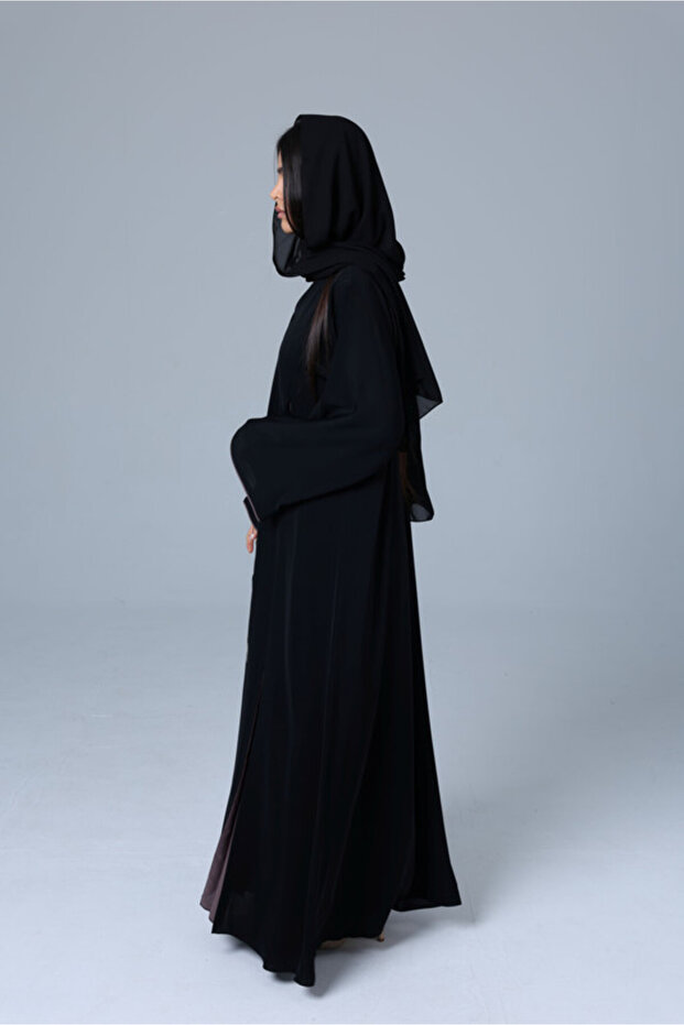 عباية سادة مطرزة بخطوط من الخرز - 4