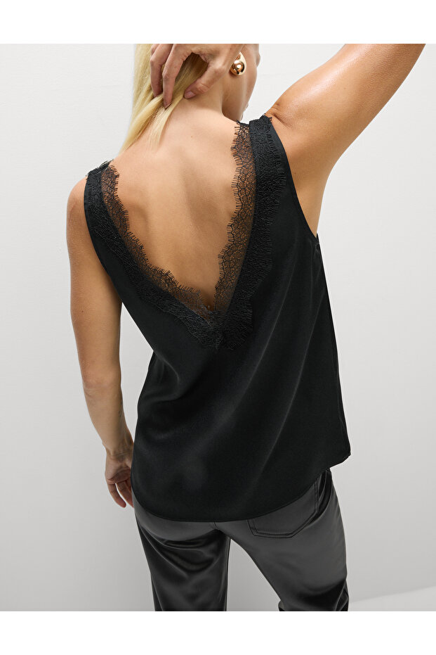 Dantel Detaylı Bluz - 2