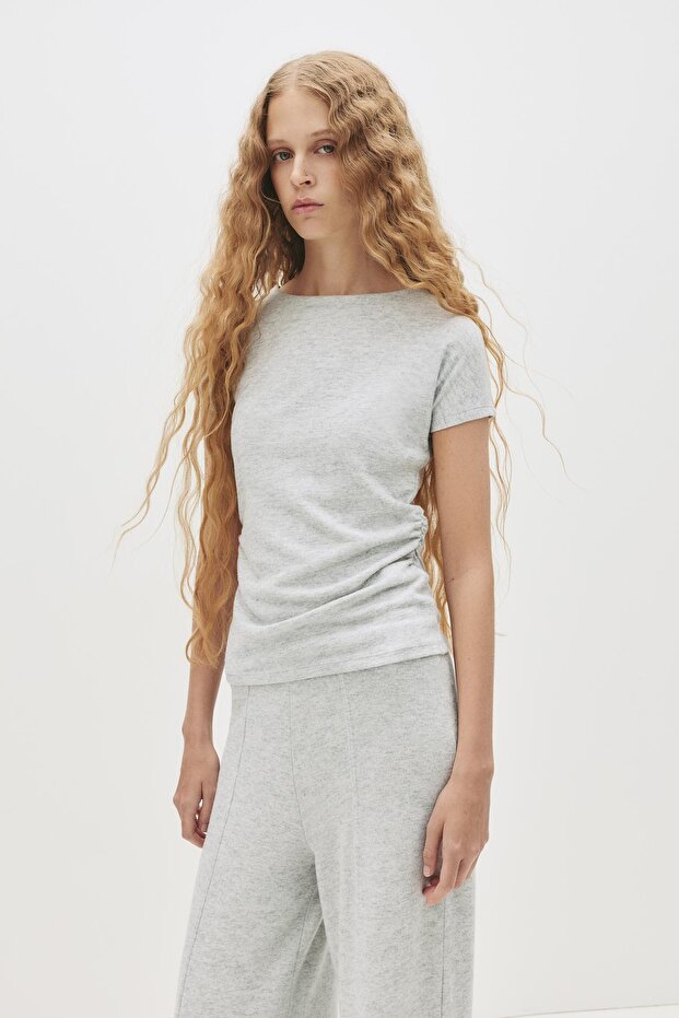 Soft touch yan büzgülü tişört - 6