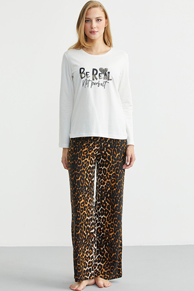 Soft Textured Leopard Combination Comfortable Set - Ecru - 1