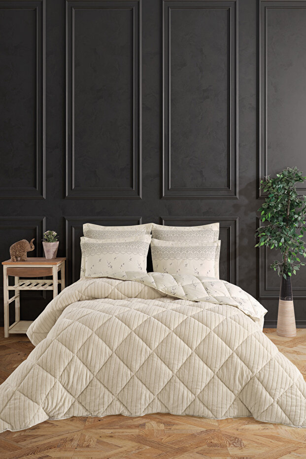 Otelonia Striped Jakarlı Wellsoft Çift Kişilik Uyku Seti Lastikli Çarşaflı 4 Parça