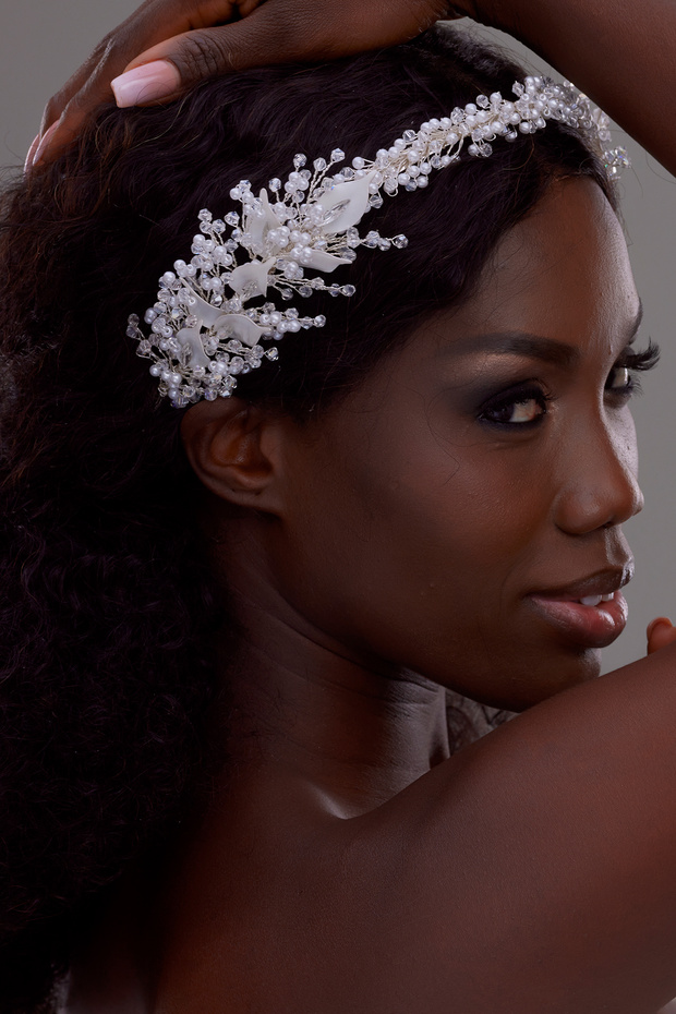 Stella Modern Minimalist Bridal Crown Mother-Of-Pearl Pearl Bridal Wedding Crown