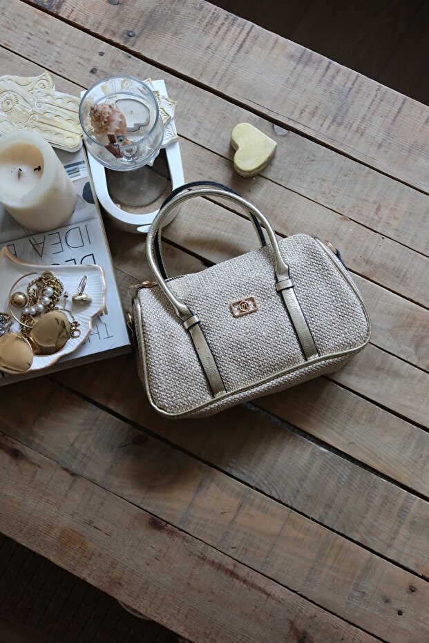 Women's Gold Double Stripe Straw Textured Daily Hand Shoulder Bag