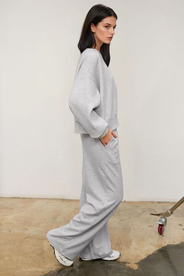 Loose Fit Bisiklet Yaka Pamuklu Basic Şardonlu Örme Sweatshirt - 6