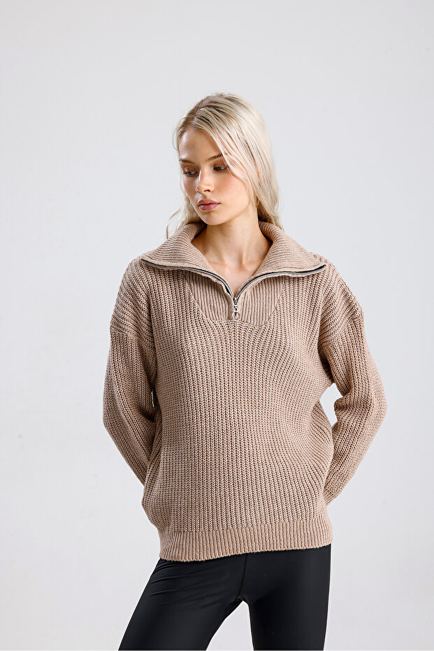 Zippered Sweater - 5