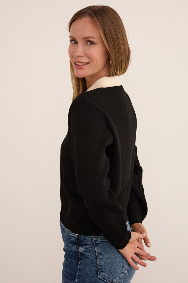 سترة تريكو أساسية بياقة بولو ونصف زر - 5