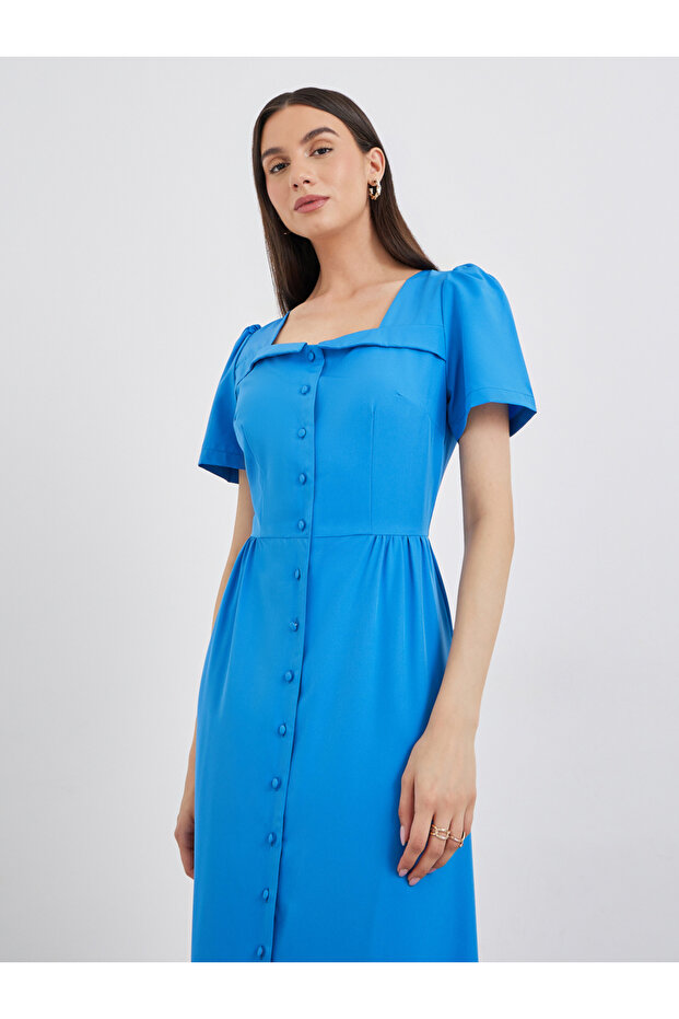 Solid Square Neck Buttoned Midi Dress - 3