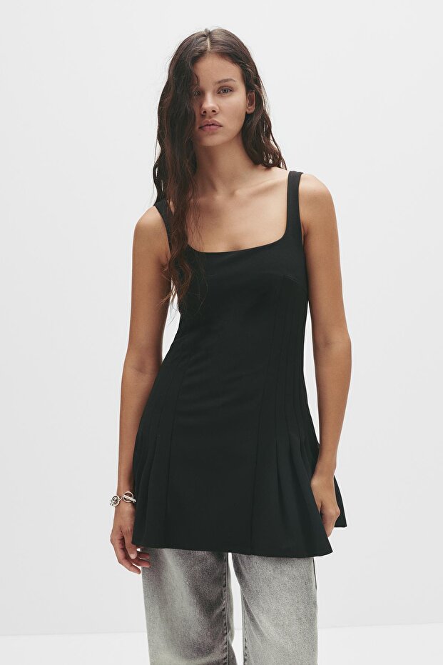 Pileli kısa elbise - 3