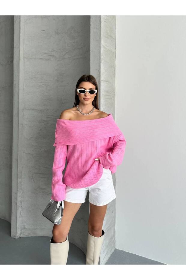 Schulterfreier, gefalteter Pullover - 2