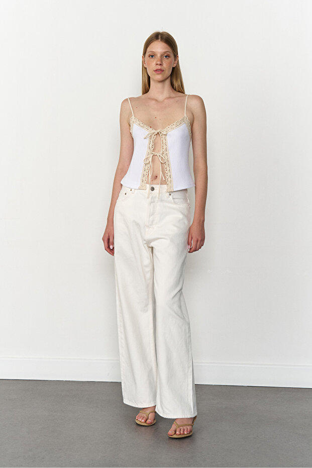 Güpür Detaylı Bluz - 2