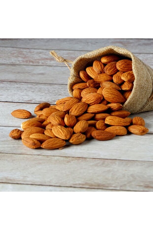 اللوز الخام (1 كجم) - 3