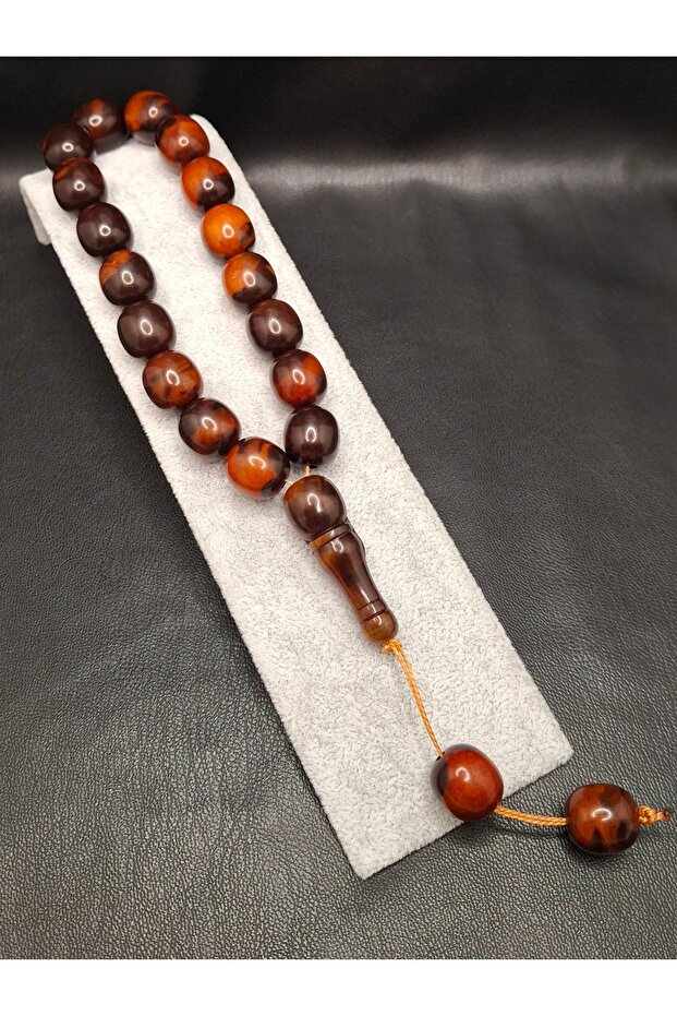 Orange Brown 17-Piece Mascot Model Powder Amber Prayer Beads