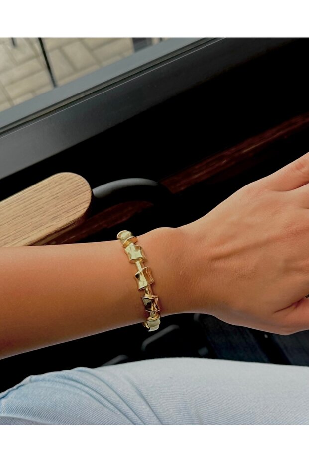 سوار بنمط هندسي - 2