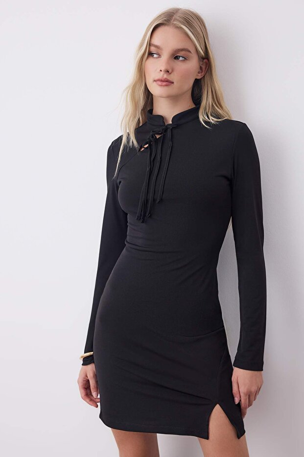 Siyah Bodycon Bağlama Detaylı Kısa / Mini Esnek Örme Elbise TWOAW26EL00220 - 6