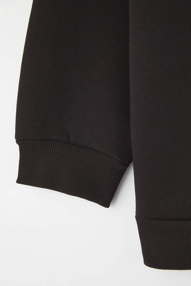Siyah Oversize/Rahat Kesim Basic Bisiklet Yaka Kalın/İçi polarlı Örme Sweatshirt TBBAW25AO00008 - 7