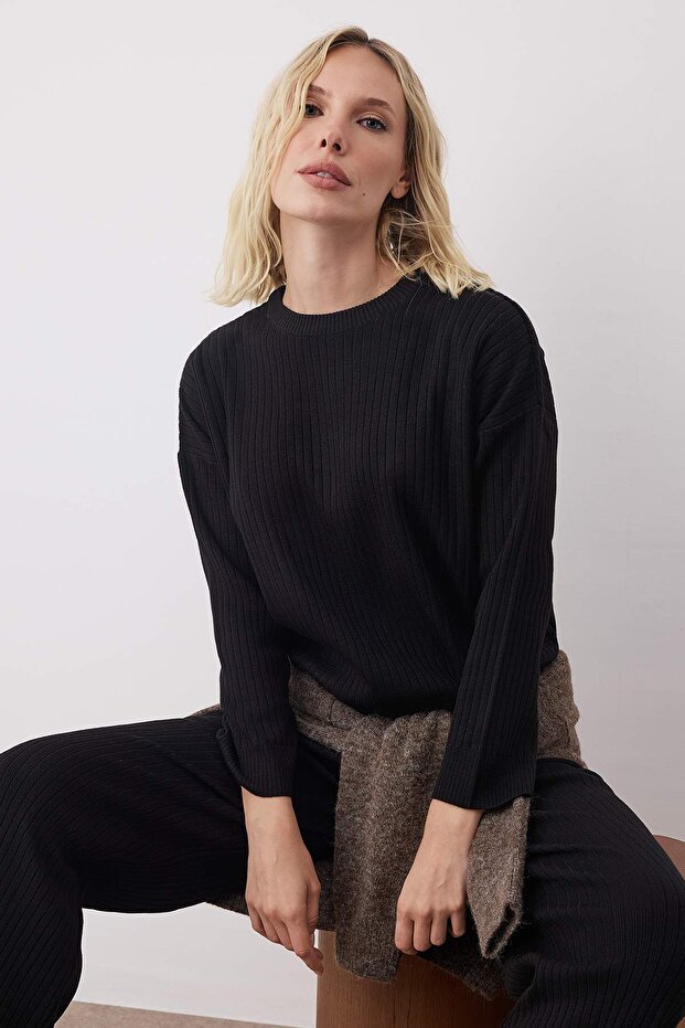 Černý Wide Fit Basic Knitwear Spodní-Top Set TWOSS20AU0084 - 2