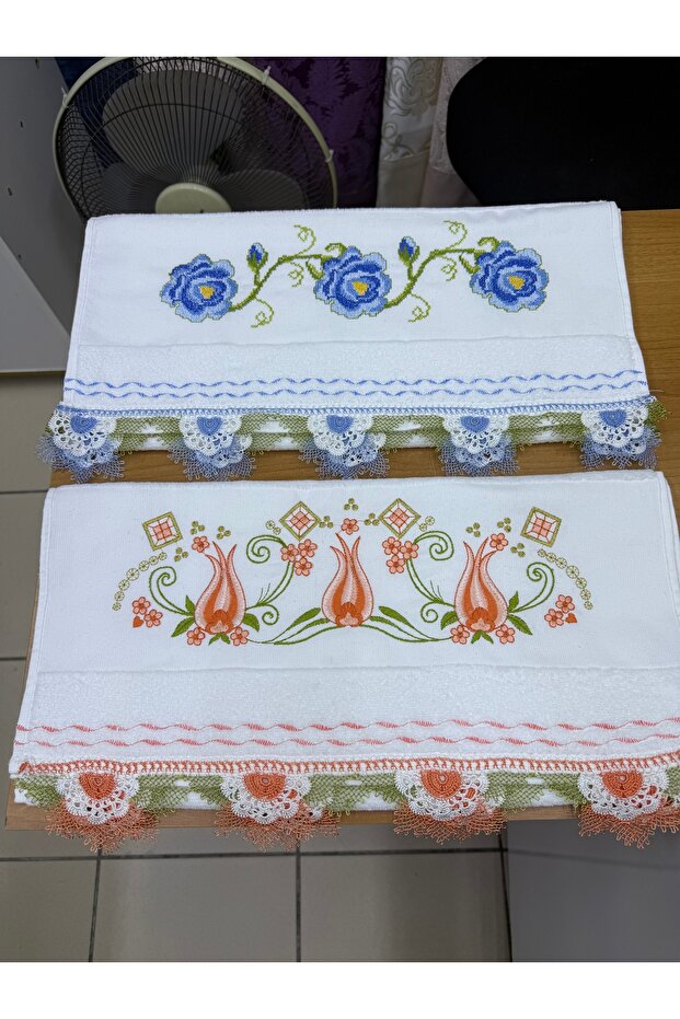 İğne oyalı turuncu havlu - 2