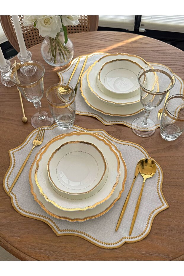 Gold Carved Placemat, Set of 2