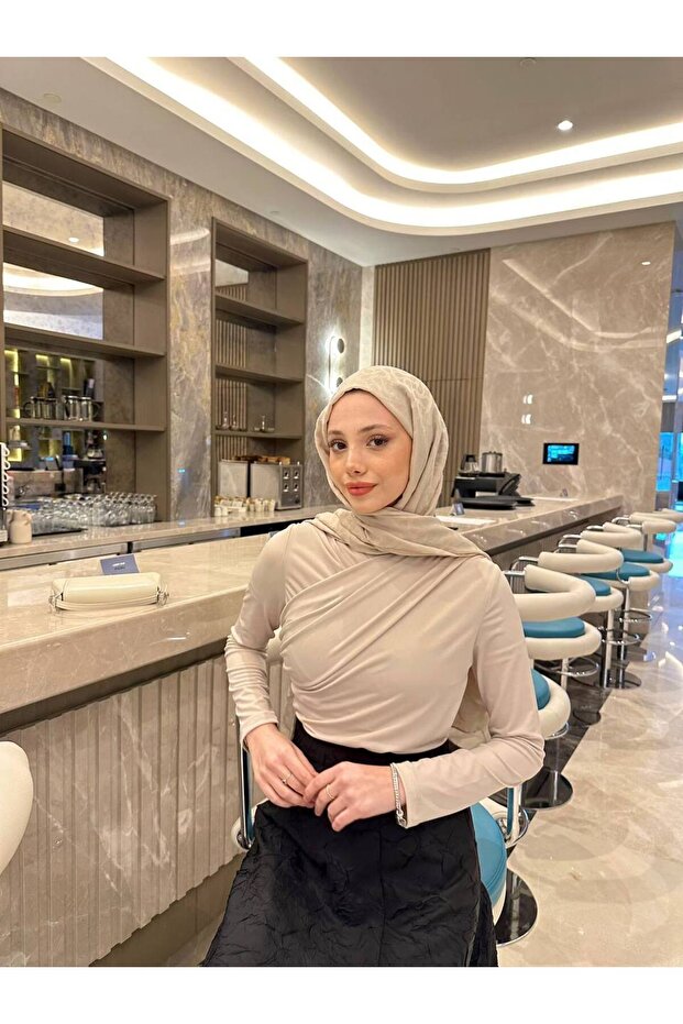 Drapeli Tesettür Kadın Bluz - 1