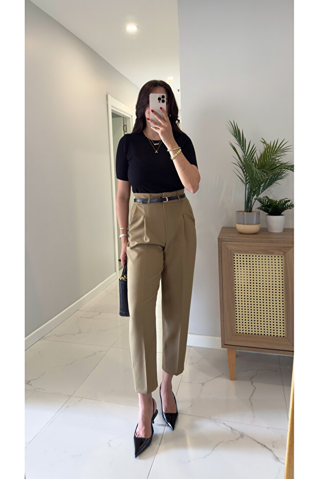 Moje Khaki Belt Detailed Carrot Pants
