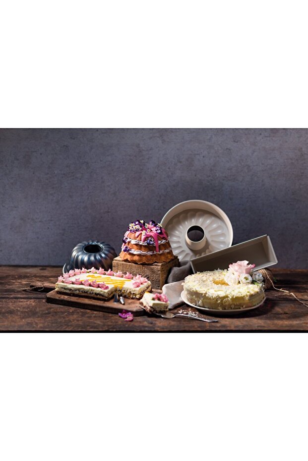 Back-Trend Rectangular cake pan, 42x29x7 cm, removable base - 4