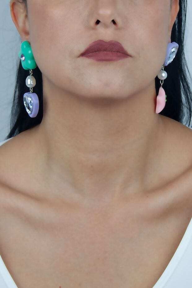 Multiple Figure Design Earrings