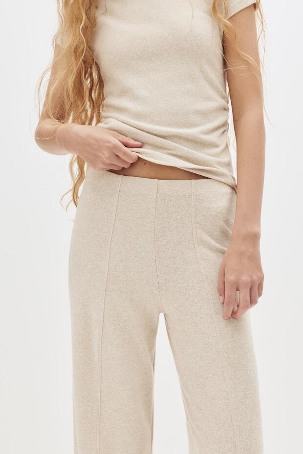 Yumuşak dokunuşlu geniş paça pantolon - 5